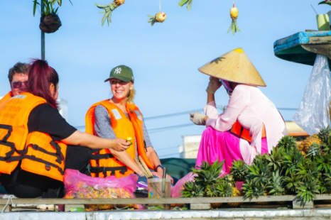 Tour Miền Tây 2N1Đ | "Hòn Ngọc Xanh" Cồn Sơn - Chợ Nổi - Cù Lao - Vườn Trái Cây - Làm Bánh/Xem Cá Lóc "Múa"