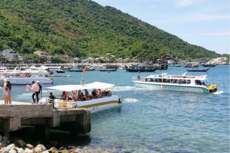 Tour Cù Lao Chàm 1 Ngày Bằng Ca Nô – Lặn Ngắm San Hô & Thưởng Thức Hải Sản Tươi Ngon Tour Cù Lao Chàm 1 Ngày Bằng Ca Nô – Lặn Ngắm San Hô & Thưởng Thức Hải Sản Tươi Ngon