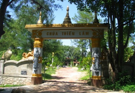 Địa điểm du lịch Huế - Chùa Thiền Lâm