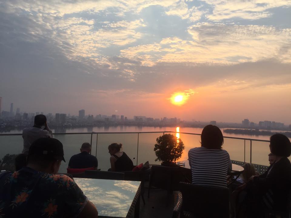nhung quan cafe dep va lang man o ha Noi