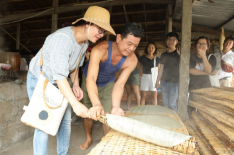 Tour CẦN THƠ 1 NGÀY (Chợ Nổi - Cồn Sơn) | Ăn Sáng Trên Sông - Vườn Trái Cây - Làm Bánh/Cá Lóc "Múa"