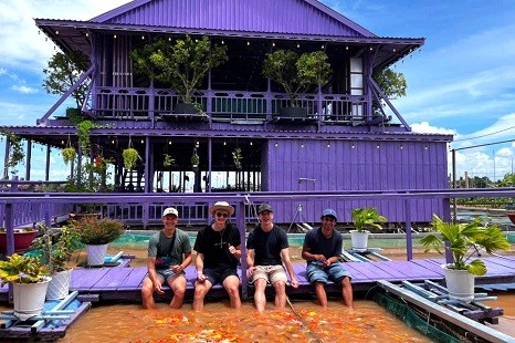 Tour Cần Thơ 1 Ngày Chợ Nổi - Cồn Sơn | Ăn Sáng Trên Sông - Hái Trái Cây Ăn No Bụng - Massage Cá - Làm Bánh