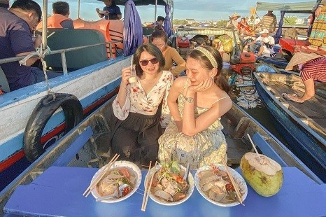 Tour Miền Tây 2N1Đ | "Hòn Ngọc Xanh" Cồn Sơn - Chợ Nổi - Cù Lao - Vườn Trái Cây - Làm Bánh/Xem Cá Lóc "Múa"