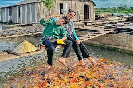Tour Miền Tây 2N1Đ | "Hòn Ngọc Xanh" Cồn Sơn - Chợ Nổi - Cù Lao - Vườn Trái Cây - Làm Bánh/Xem Cá Lóc "Múa"