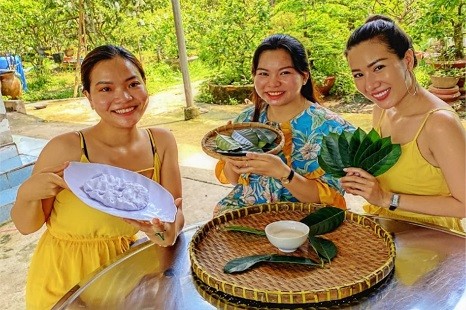Tour Miền Tây 2N1Đ | "Hòn Ngọc Xanh" Cồn Sơn - Chợ Nổi - Cù Lao - Vườn Trái Cây - Làm Bánh/Xem Cá Lóc "Múa"
