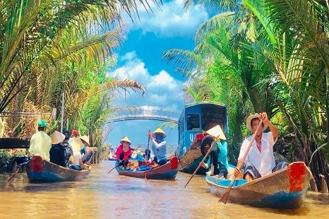 Tour Du Lịch Sài Gòn - Tây Ninh - Miền Tây 5 Ngày 4 Đêm | Cao Đài - Củ Chi - Mỹ Tho - Bến Tre - Cần Thơ