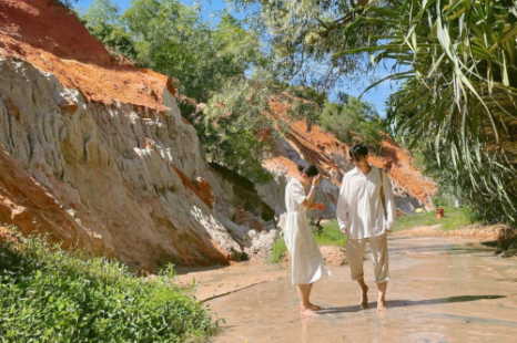 Tour Du Lịch Hà Nội - Sài Gòn - Mũi Né - Miền Tây - KDL Đại Nam 7 Ngày 6 Đêm
