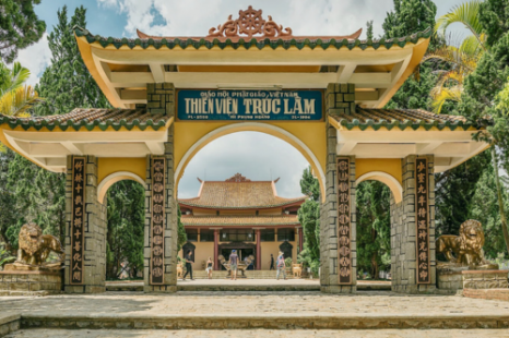Tour Sài Gòn - Đà Lạt 2N1Đ | Langbiang - Đồi Robin - Vườn Dâu - Thác Datanla - Crazy house - Thiền Viện Trúc Lâm