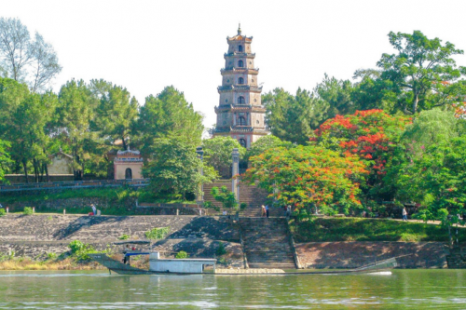 Tour Huế 1 Ngày – Khám Phá 6 Điểm Nổi Bật Của Cố Đô Huế Tour Huế 1 Ngày – Khám Phá 6 Điểm Nổi Bật Của Cố Đô Huế