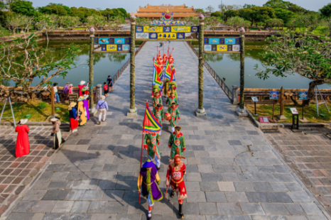 Tour Huế 1 Ngày – Khám Phá 6 Điểm Nổi Bật Của Cố Đô Huế Tour Huế 1 Ngày – Khám Phá 6 Điểm Nổi Bật Của Cố Đô Huế