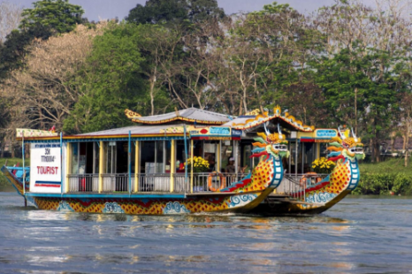 Tour Huế 1 Ngày – Khám Phá 6 Điểm Nổi Bật Của Cố Đô Huế Tour Huế 1 Ngày – Khám Phá 6 Điểm Nổi Bật Của Cố Đô Huế