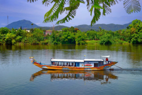 Tour Huế 1 Ngày – Khám Phá 6 Điểm Nổi Bật Của Cố Đô Huế Tour Huế 1 Ngày – Khám Phá 6 Điểm Nổi Bật Của Cố Đô Huế