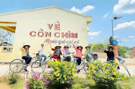 Tour Du Lịch Cộng Đồng Cồn Chim Trà Vinh 1 Ngày | Về Miền Tây Sống Lại Ký Ức Tuổi Thơ Tour Du Lịch Cộng Đồng Cồn Chim Trà Vinh 1 Ngày | Về Miền Tây Sống Lại Ký Ức Tuổi Thơ