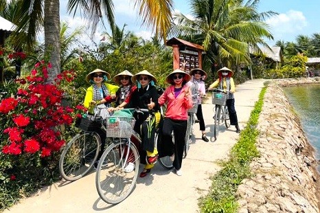 Tour Du Lịch Cộng Đồng Cồn Chim Trà Vinh 1 Ngày | Về Miền Tây Sống Lại Ký Ức Tuổi Thơ Tour Du Lịch Cộng Đồng Cồn Chim Trà Vinh 1 Ngày | Về Miền Tây Sống Lại Ký Ức Tuổi Thơ
