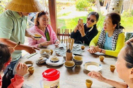 Tour Du Lịch Cộng Đồng Cồn Chim Trà Vinh 1 Ngày | Về Miền Tây Sống Lại Ký Ức Tuổi Thơ Tour Du Lịch Cộng Đồng Cồn Chim Trà Vinh 1 Ngày | Về Miền Tây Sống Lại Ký Ức Tuổi Thơ