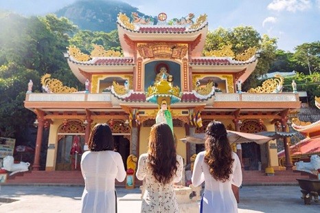 Tour Tây Ninh – Củ Chi 1 ngày | Tham quan Núi Bà Đen – Khám phá Địa Đạo Củ Chi | Núi rừng - Tâm linh - Lịch sử