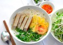 Đặc sản Nha Trang - Bún chả cá