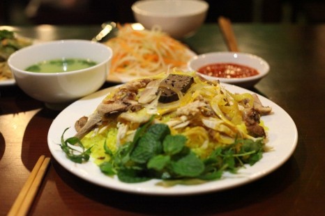 Địa chỉ 12 quán cơm gà ngon ở Hà Nội