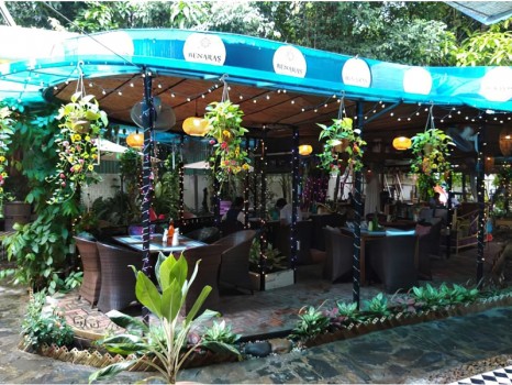 Những quán café sân vườn “đẹp miễn chê” ở Quận 2
