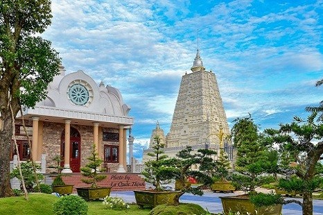 Tour Làng Nổi Tân Lập "Rừng Tràm Trà Sư" 1 Ngày - Thiền Viện Trúc Lâm Chánh Giác - Làng Cổ Phước Lộc Thọ