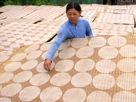Bánh Phồng Phú Mỹ - Đặc sản nổi tiếng ở An Giang
