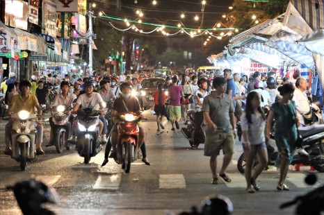 Giới thiệu ngôi chợ đêm Tây Đô "nhộn nhịp" ở Ninh Kiều Cần Thơ