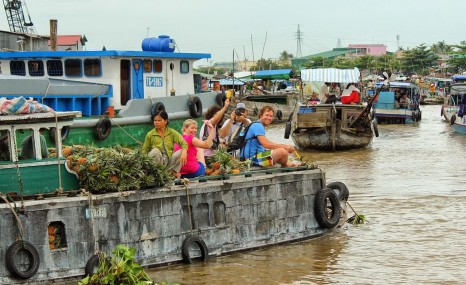 Ngôi chợ nổi nào lớn nhất ở miền Tây? Du khách đã biết chưa?