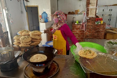 Tour Miền Tây 2N1Đ | "Hòn Ngọc Xanh" Cồn Sơn - Chợ Nổi - Cù Lao - Vườn Trái Cây - Làm Bánh/Xem Cá Lóc "Múa"