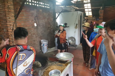 Tour Miền Tây CÁI BÈ - CẦN THƠ 2N1Đ | Cù Lao Tân Phong - Chợ Nổi - Vườn Trái Cây & Viếng Chùa