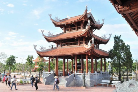 Tour Miền Tây CÁI BÈ - CẦN THƠ 2N1Đ | Cù Lao Tân Phong - Chợ Nổi - Vườn Trái Cây & Viếng Chùa