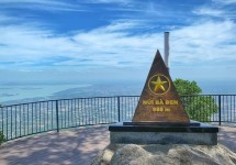 Tour Combo NÚI RỪNG - TÂM LINH - LỊCH SỬ | Núi Bà Đen - Củ Chi (1 Ngày)