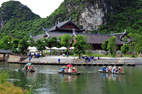 Tour Du Lịch Chùa Bái Đính - KDL Sinh Thái Tràng An 1 Ngày