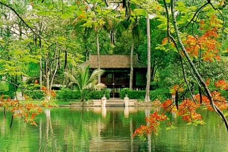 Tour Du Lịch Đà Nẵng - Hà Nội - Vịnh Hạ Long - Tuần Châu - Chùa Yên Tử 4 Ngày
