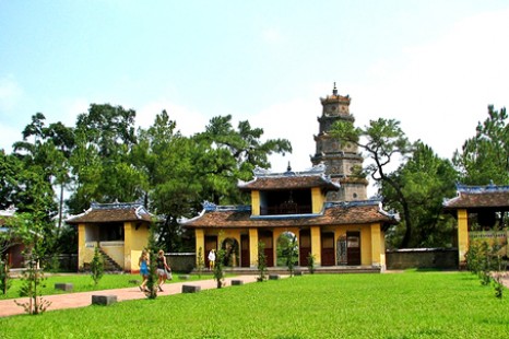 Tour Du Lịch Đà Nẵng - Hội An - Bà Nà - Huế - Động Thiên Đường | 4 Ngày 3 Đêm