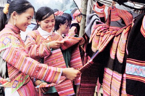 Tour Du Lịch Sài Gòn - Hà Nội- Hạ Long - Tuần Châu - Chùa Hương - Sapa 8 Ngày