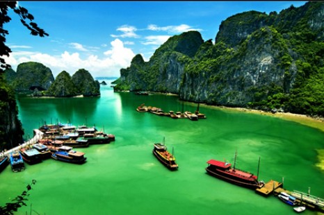 Tour Du Lịch Sài Gòn - Hà Nội- Hạ Long - Tuần Châu - Chùa Hương - Sapa 8 Ngày