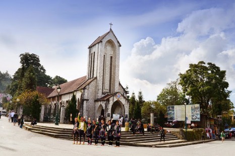 Tour Du Lịch Sài Gòn - Hà Nội - Hạ Long - Bái Đính - Tràng An - Sapa 6 Ngày