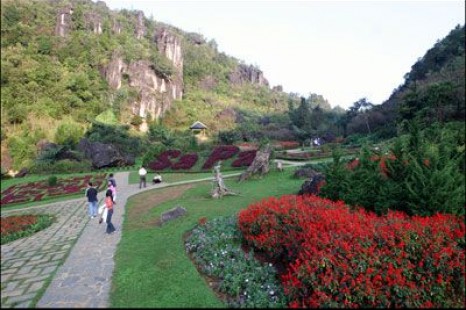 Tour Du Lịch Sài Gòn - Miền Trung - Miền Bắc (Sapa) 14 Ngày 14 Đêm