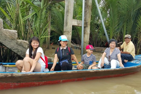Tour Nha Trang - Sài Gòn - Chợ Nổi Cái Răng - Tây Ninh 4 Ngày 3 Đêm