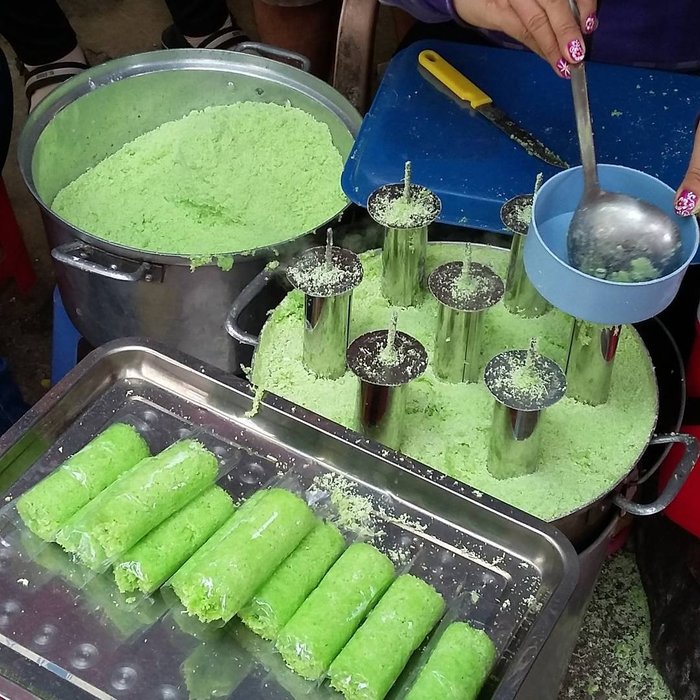Bánh ống lá dứa – đặc sản trứ danh ở vùng Kiên Giang | Viet Fun Travel