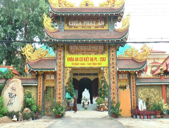 chua phat an o tien giang