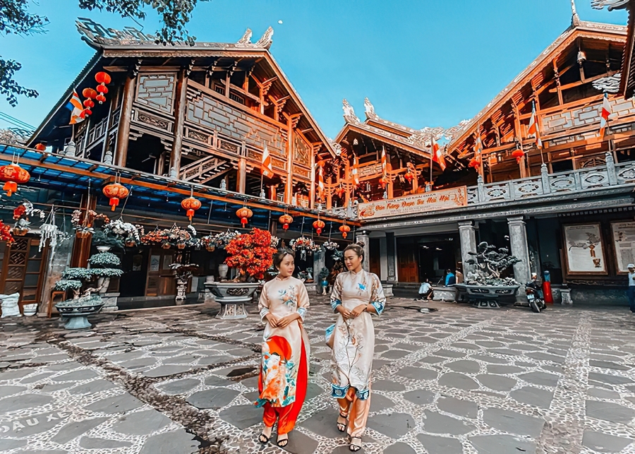 Chùa Sắc Tứ Khải Đoan – Ngôi chùa cổ mang nét đẹp độc đáo vượt thời gian |  Viet Fun Travel