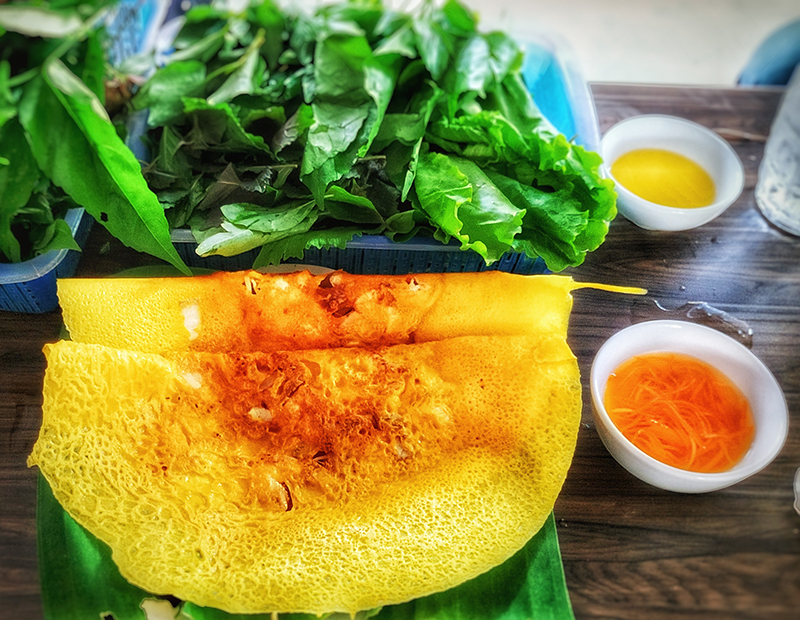 dac san banh xeo mien tay ngon