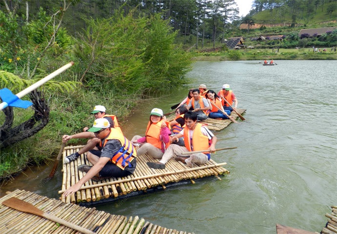 tham quan lang cu lan o da lat