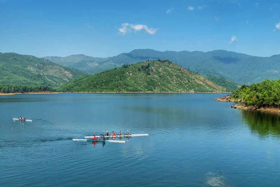 du lịch da nang nen di thang may