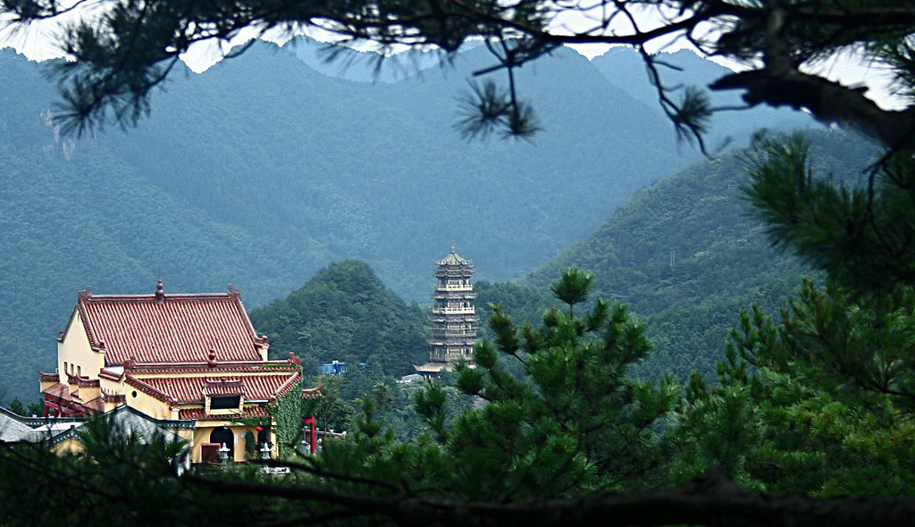 ngu hanh son da nang co bao nhieu ngon nui