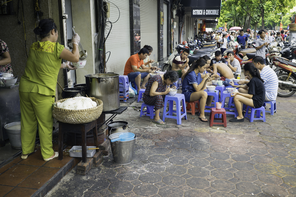 10 cach di du lich ha noi tiet kiem