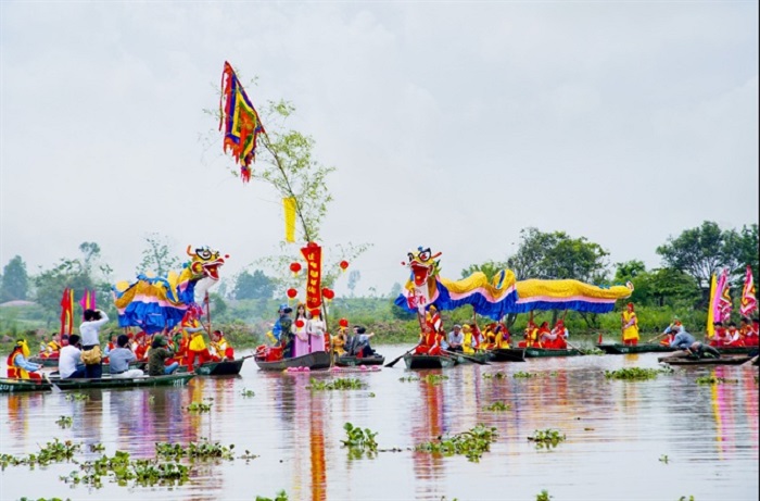 le hoi truyen thong o co do hoa lu