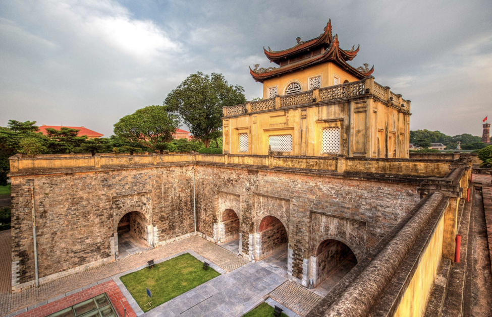 tham quan hoang thanh thang long ha noi