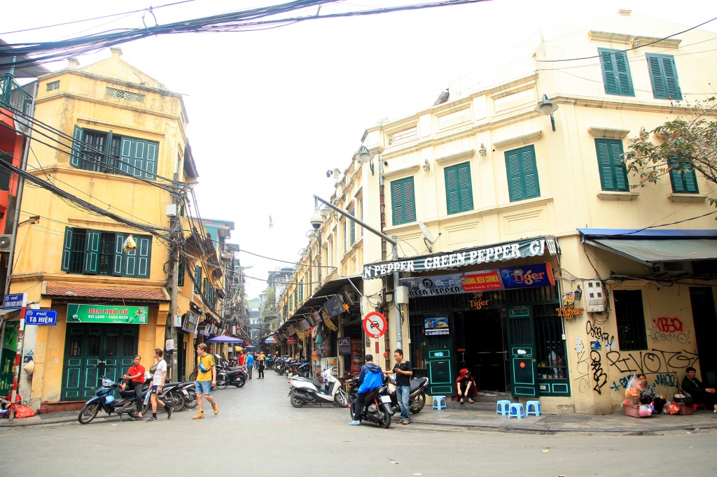 pho bia ta hien khong ngu giua long ha noi